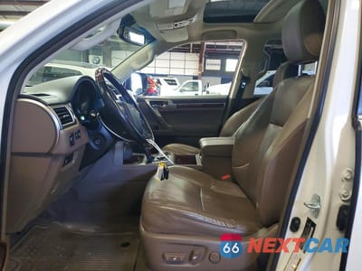 Zdjęcie 7 z 13 samochodu: 2017 LEXUS GX 460 VIN:JTJBM7FX6H5154718 - miniatura