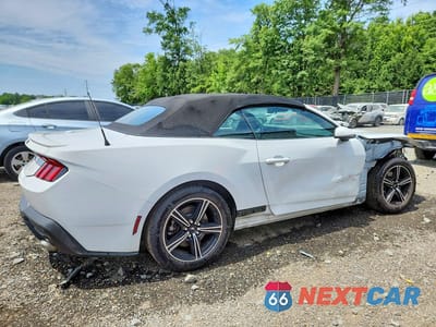 Trzecie zdjęcie samochodu z tyłu: 2025 FORD MUSTANG VIN:1FAGP8UH9S5127754 - miniatura