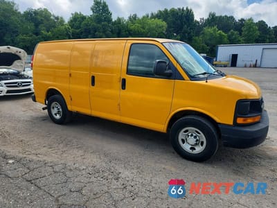 Czwarte zdjęcie samochodu z boku: 2016 CHEVROLET EXPRESS G2500 VIN:1GCWGAFFXG1243715 - miniatura