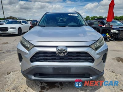Piąte zdjęcie samochodu w środku: 2019 TOYOTA RAV4 LE VIN:2T3H1RFV0KW016320 - miniatura