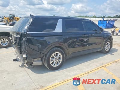 Trzecie zdjęcie samochodu z tyłu: 2023 KIA CARNIVAL LX VIN:KNDNB4H37P6222774 - miniatura