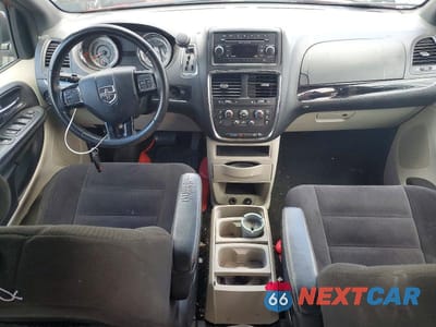Zdjęcie 8 z 13 samochodu: 2014 DODGE GRAND CARAVAN SE VIN:2C4RDGBGXER227725 - miniatura