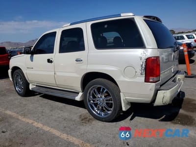 Drugie zdjęcie samochodu z przodu: 2002 CADILLAC ESCALADE LUXURY VIN:1GYEK63N22R111748 - miniatura