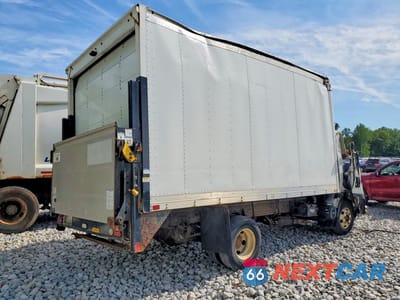 Trzecie zdjęcie samochodu z tyłu: 2020 ISUZU NPR BOX TRUCK VIN:54DB4W1B9LS806097 - miniatura