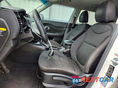 Zdjęcie 7 z 12 samochodu: 2015 KIA SOUL BASE VIN:KNDJN2A29F7808879 - miniatura