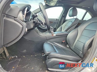 Zdjęcie 7 z 13 samochodu: 2018 MERCEDES-BENZ C 300 VIN:55SWF4JB9JU257983 - miniatura