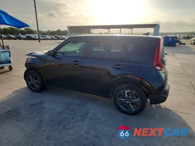 Drugie zdjęcie samochodu z przodu: 2020 KIA SOUL EX VIN:KNDJ33AU1L7724466 - miniatura