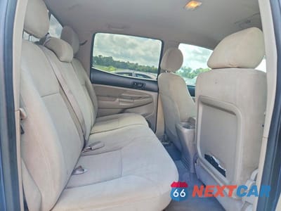 Zdjęcie 10 z 12 samochodu: 2006 TOYOTA TACOMA DOUBLE CAB PRERUNNER VIN:3TMJU62N56M014244 - miniatura