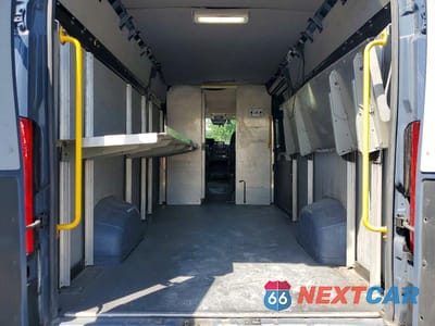 Zdjęcie 10 z 13 samochodu: 2021 RAM PROMASTER 3500 3500 HIGH VIN:3C6MRVJG8ME540801 - miniatura