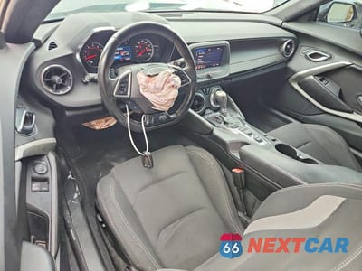 Zdjęcie 8 z 12 samochodu: 2021 CHEVROLET CAMARO LS VIN:1G1FB1RX5M0143146 - miniatura