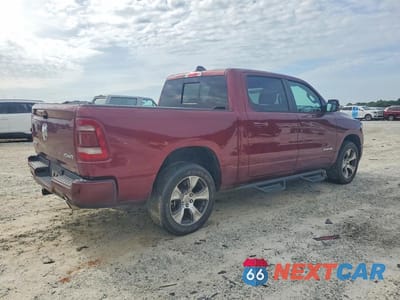Trzecie zdjęcie samochodu z tyłu: 2024 RAM 1500 LARAMIE VIN:1C6SRFJT1RN182387 - miniatura