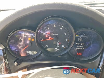 Zdjęcie 9 z 12 samochodu: 2019 PORSCHE MACAN VIN:WP1AA2A52KLB04819 - miniatura