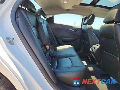 Zdjęcie 10 z 12 samochodu: 2018 CHEVROLET MALIBU LT VIN:1G1ZD5STXJF207017 - miniatura