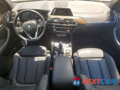 Zdjęcie 8 z 14 samochodu: 2018 BMW X3 XDRIVE30I VIN:5UXTR9C53JLC80058 - miniatura