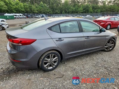 Trzecie zdjęcie samochodu z tyłu: 2018 HYUNDAI ELANTRA SEL VIN:5NPD84LF9JH283861 - miniatura