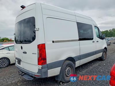 Trzecie zdjęcie samochodu z tyłu: 2021 MERCEDES-BENZ SPRINTER 2500 VIN:W1Y4DBHY2MT045467 - miniatura