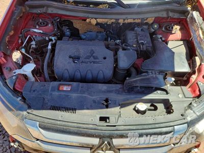Zdjęcie 12 z 13 samochodu: 2016 MITSUBISHI OUTLANDER SE VIN:JA4AD3A3XGZ029525 - miniatura