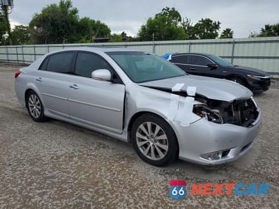 Czwarte zdjęcie samochodu z boku: 2011 TOYOTA AVALON LIMITED VIN:4T1BK3DB6BU436407 - miniatura