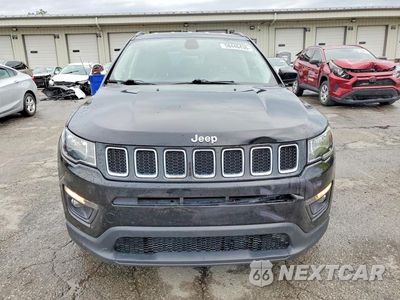 Piąte zdjęcie samochodu w środku: 2018 JEEP COMPASS LATITUDE VIN:3C4NJCBB6JT123972 - miniatura