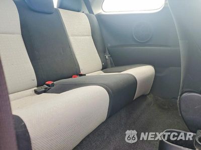 Zdjęcie 10 z 12 samochodu: 2012 TOYOTA YARIS 3-DOOR L VIN:JTDJTUD35CD541436 - miniatura