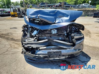 Piąte zdjęcie samochodu w środku: 2025 HONDA ACCORD SE VIN:1HGCY1F46SA005384 - miniatura