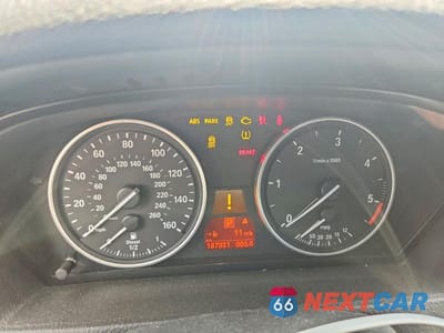 Zdjęcie 9 z 13 samochodu: 2012 BMW X5 XDRIVE35D VIN:5UXZW0C59C0B88441 - miniatura