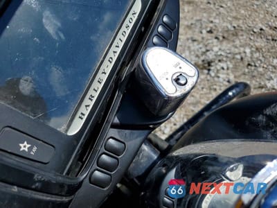 Zdjęcie 8 z 9 samochodu: 2014 HARLEY-DAVIDSON FLHXS STREET GLIDE SPECIAL VIN:1HD1KRM16EB703120 - miniatura