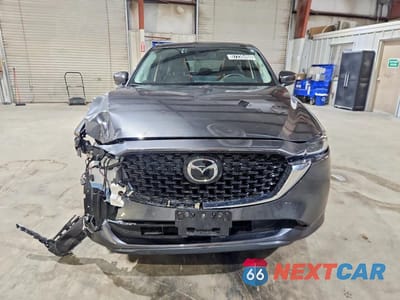 Piąte zdjęcie samochodu w środku: 2025 MAZDA CX-5 PREFERRED VIN:JM3KFBCL0S0692621 - miniatura