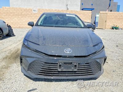 Piąte zdjęcie samochodu w środku: 2025 TOYOTA CAMRY LE VIN:4T1DAACK0SU121684 - miniatura