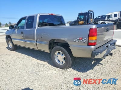 Drugie zdjęcie samochodu z przodu: 2001 GMC NEW SIERRA K1500 VIN:2GTEK19T911116936 - miniatura