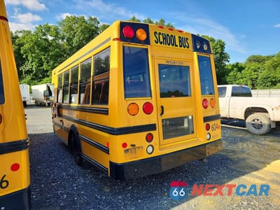Trzecie zdjęcie samochodu z tyłu: 2010 THOMAS MINOTOUR G3500 - SCHOOL BUS VIN:1GB6G3AG9A1131303 - miniatura