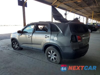 Drugie zdjęcie samochodu z przodu: 2011 KIA SORENTO GL VIN:5XYKT3A18BG007669 - miniatura