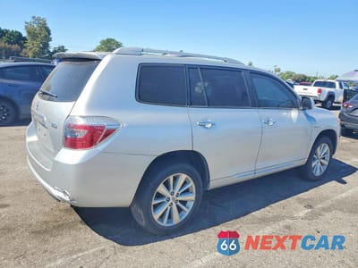 Trzecie zdjęcie samochodu z tyłu: 2008 TOYOTA HIGHLANDER HYBRID LIMITED VIN:JTEEW44AX82001862 - miniatura