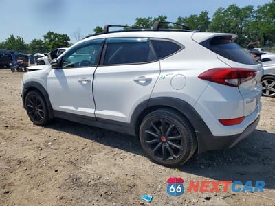 Drugie zdjęcie samochodu z przodu: 2017 HYUNDAI TUCSON NIGHT VIN:KM8J33A29HU535003 - miniatura