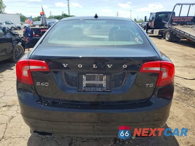 Zdjęcie 6 z 12 samochodu: 2015 VOLVO S60 VIN:YV140MFJ6F1353624 - miniatura