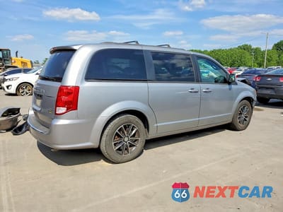 Trzecie zdjęcie samochodu z tyłu: 2019 DODGE GRAND CARAVAN GT VIN:2C4RDGEG0KR580174 - miniatura
