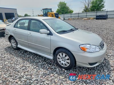 Czwarte zdjęcie samochodu z boku: 2003 TOYOTA COROLLA SEDAN 2WD VIN:1NXBR38E23Z081320 - miniatura