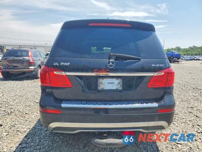 Zdjęcie 6 z 13 samochodu: 2015 MERCEDES-BENZ GL 350 BLUETEC VIN:4JGDF2EE8FA529033 - miniatura