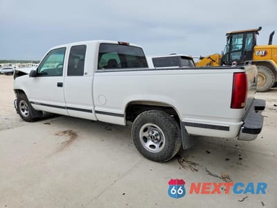 Drugie zdjęcie samochodu z przodu: 1998 GMC SIERRA C1500 VIN:1GTEC19W8WE502390 - miniatura