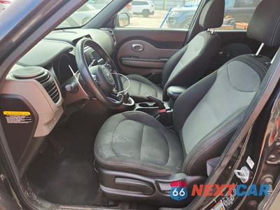 Zdjęcie 7 z 13 samochodu: 2017 KIA SOUL + VIN:KNDJP3A5XH7450009 - miniatura