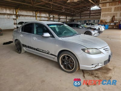 Czwarte zdjęcie samochodu z boku: 2005 MAZDA 3 S VIN:JM1BK123051251814 - miniatura