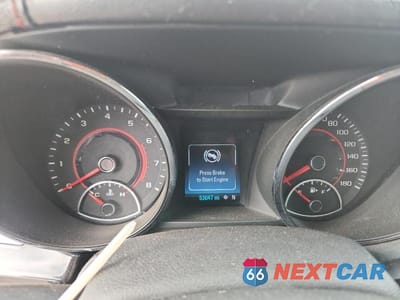 Zdjęcie 9 z 13 samochodu: 2015 CHEVROLET SS VIN:6G3F15RW6FL107513 - miniatura