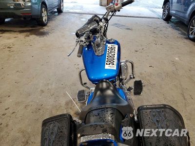 Zdjęcie 6 z 9 samochodu: 2014 HONDA VT750 C2F VIN:JH2RC5340EK700047 - miniatura