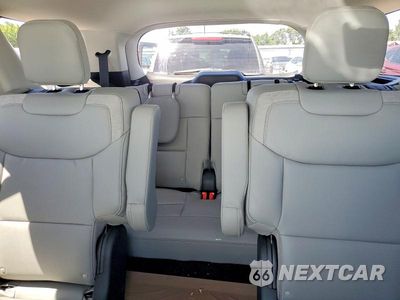 Zdjęcie 10 z 13 samochodu: 2025 FORD EXPLORER ACTIVE VIN:1FMUK8DH2SGC94386 - miniatura