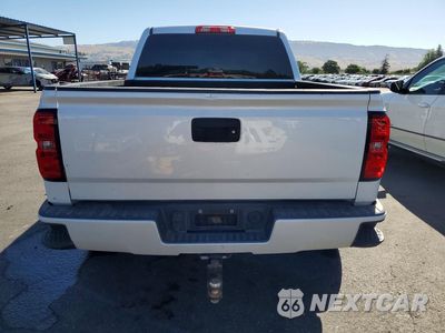 Zdjęcie 6 z 12 samochodu: 2018 CHEVROLET SILVERADO K1500 LT VIN:3GCUKREC1JG191315 - miniatura