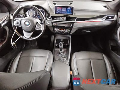 Zdjęcie 8 z 13 samochodu: 2020 BMW X1 XDRIVE28I VIN:WBXJG9C08L5P87340 - miniatura