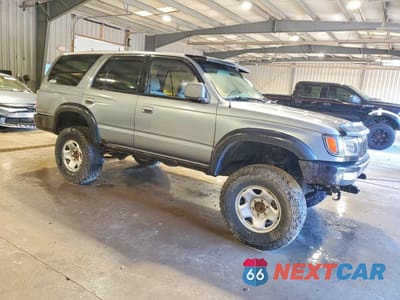 Czwarte zdjęcie samochodu z boku: 1996 TOYOTA 4RUNNER SR5 VIN:JT3HN86R6T0011795 - miniatura