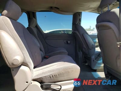 Zdjęcie 11 z 13 samochodu: 2003 CHRYSLER TOWN & COUNTRY LX VIN:2C4GP443X3R357475 - miniatura