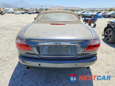 Zdjęcie 6 z 12 samochodu: 2001 JAGUAR XK8 VIN:SAJDA42C31NA11063 - miniatura