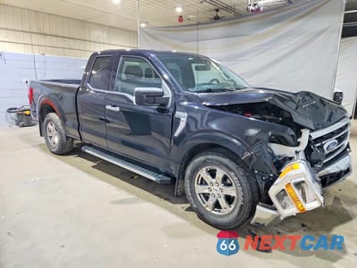 Czwarte zdjęcie samochodu z boku: 2021 FORD F150 SUPER CAB VIN:1FTEX1EP5MFB33028 - miniatura